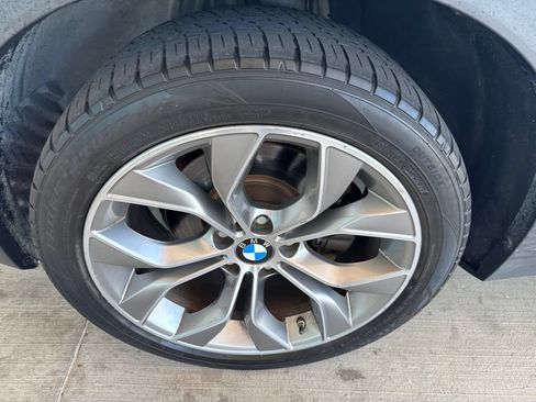 Used 2016 BMW X3 sDrive28i RWD image 2
