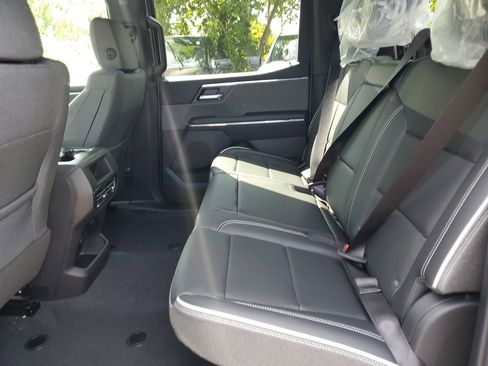 New 2026 GMC Sierra EV Elevation image 7