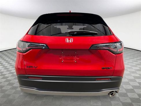 New 2026 Honda HR-V Sport image 4
