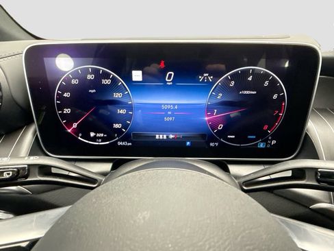 Certified 2023 Mercedes-Benz GLC 300 4MATIC image 33