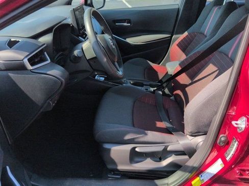 Used 2025 Toyota Corolla SE FWD image 8