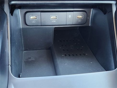 Used 2023 Kia Sorento S image 20