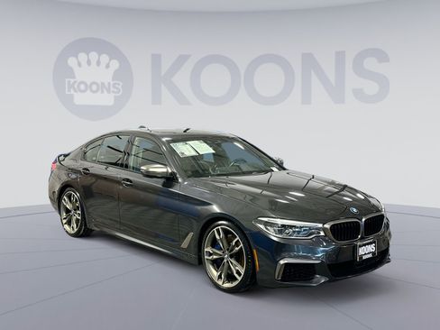 Used 2020 BMW M550i xDrive image 10