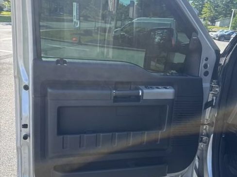 Used 2016 Ford F450 Lariat w/ Lariat Ultimate Package AWD/4WD image 15
