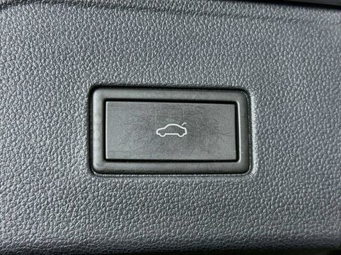 Used 2022 Volkswagen Atlas SE AWD/4WD image 29