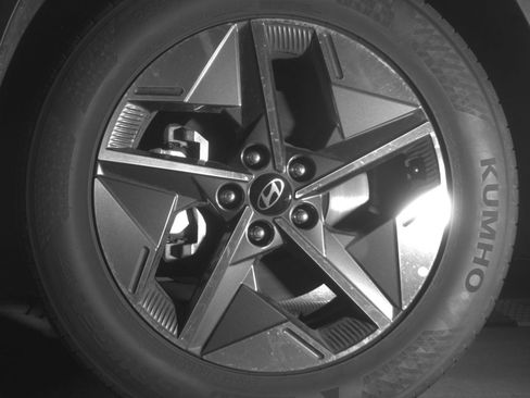 Used 2026 Hyundai Tucson SEL FWD image 12