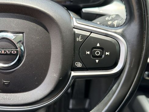 Used 2019 Volvo XC60 T5 Momentum FWD image 26