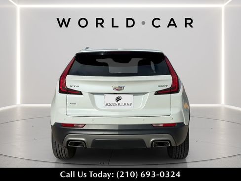 Used 2020 Cadillac XT4 Premium Luxury w/ Driver Awareness Package AWD/4WD image 4