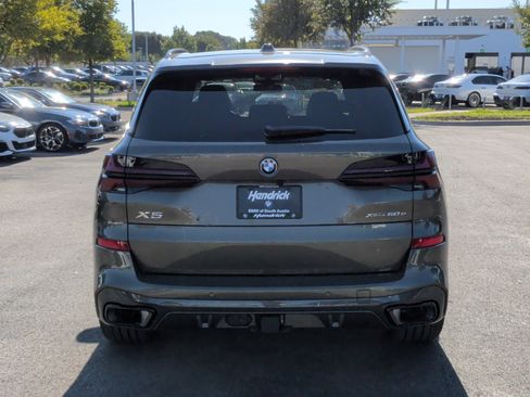 Used 2026 BMW X5 xDrive50e w/ M Sport Package AWD/4WD image 12