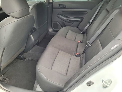 Used 2024 Nissan Altima 2.5 SV image 18