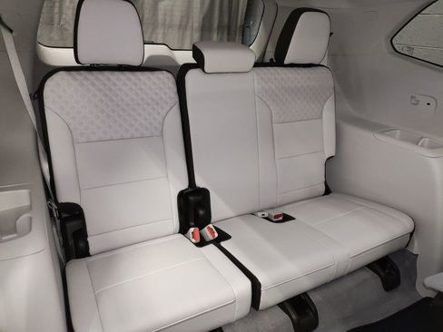 New 2026 GMC Acadia Denali w/ Super Cruise Package image 14