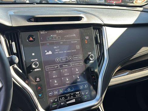 Used 2025 Subaru Outback Touring w/ Popular Package #2 image 19