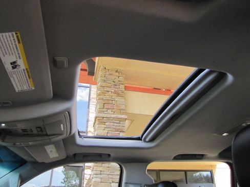 Used 2015 GMC Sierra 1500 SLT image 17