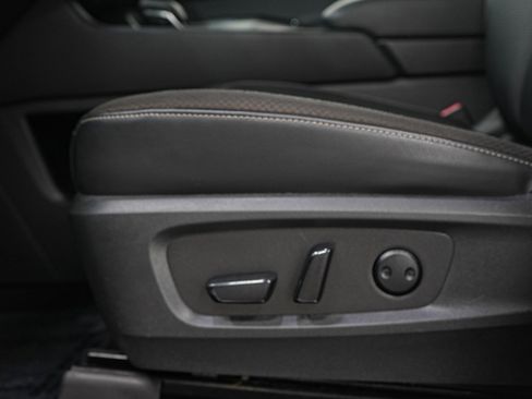 Used 2022 Nissan Pathfinder SL image 24