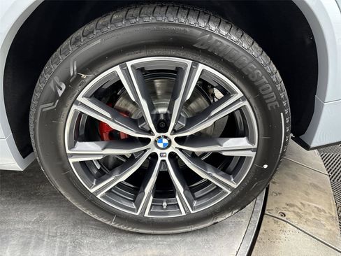 New 2026 BMW X5 xDrive40i w/ M Sport Package image 27
