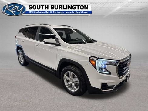 Used 2023 GMC Terrain SLE w/ Driver Convenience Package AWD/4WD image 8