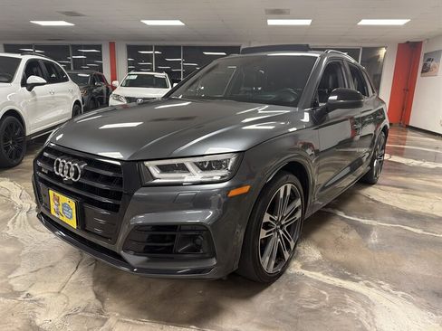 Used 2019 Audi SQ5 Prestige w/ Prestige Package AWD/4WD image 4