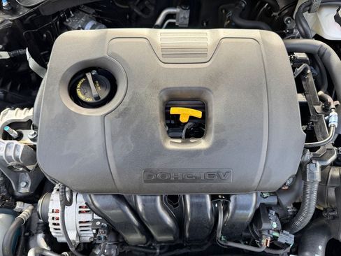 Used 2023 Kia Forte GT-Line w/ GT-Line Technology Package FWD image 30