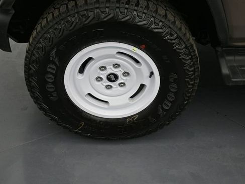 New 2026 Ford Bronco Heritage Edition AWD/4WD image 10