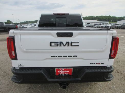 New 2026 GMC Sierra 1500 AT4X AWD/4WD image 7
