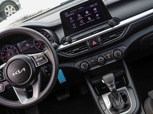 Certified 2023 Kia Forte LXS image 20