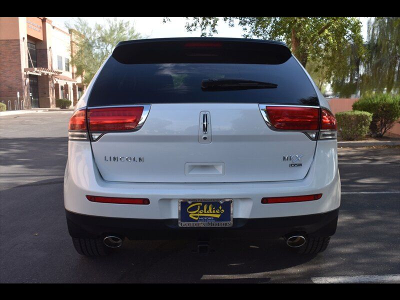 Used 2013 Lincoln MKX AWD image 9