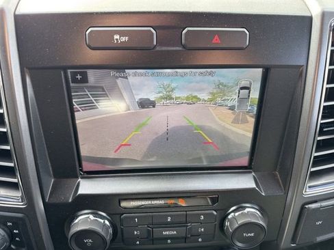 Used 2017 Ford F150 XLT w/ Equipment Group 302A Luxury AWD/4WD image 25