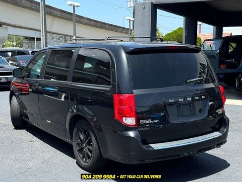 Used 2019 Dodge Grand Caravan GT FWD image 4