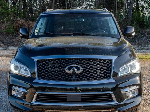 Used 2017 INFINITI QX80 2WD w/ Driver Assistance Package image 8