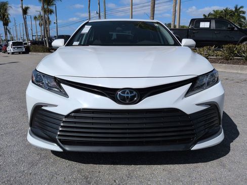 Used 2024 Toyota Camry LE FWD image 3