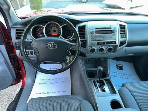 Used 2010 Toyota Tacoma 4x4 Double Cab V6 image 7