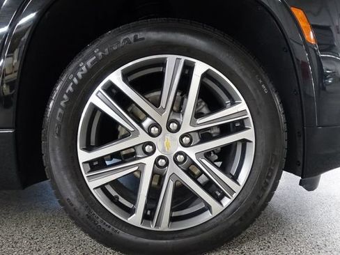 Used 2023 Chevrolet Traverse High Country w/ LPO, Floor Liner Package AWD/4WD image 30