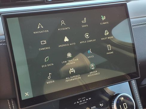 Used 2025 Jaguar F-PACE R-Dynamic S image 11