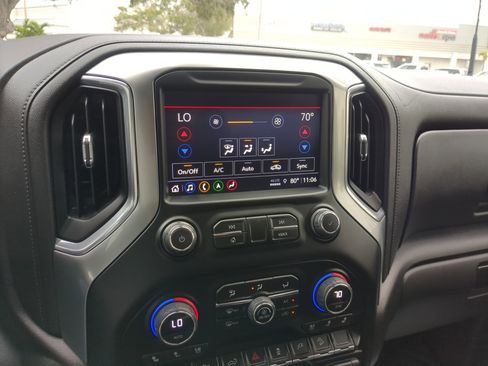 Certified 2023 Chevrolet Silverado 2500 LTZ w/ LTZ Premium Package image 26