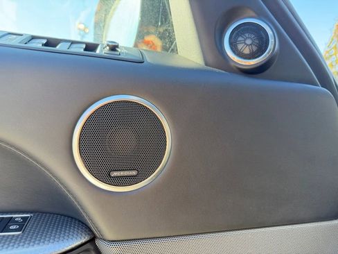 Used 2017 Land Rover Range Rover Sport HSE Dynamic image 9