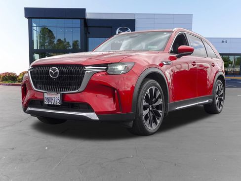 Certified 2024 MAZDA CX-90 Plug-In Hybrid w/ Premium Plus AWD/4WD image 9