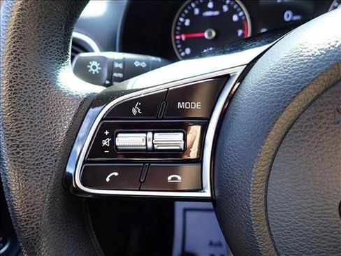 Used 2019 Kia Forte LXS image 19