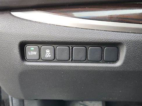 Used 2015 Acura RLX w/ Technology Package image 26