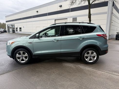 Used 2013 Ford Escape SE image 11