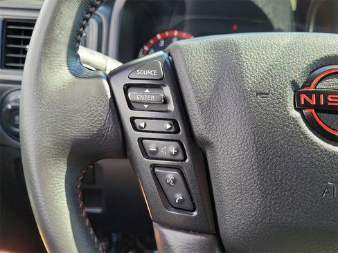 Used 2023 Nissan Titan PRO-4X w/ Pro-4x Convenience Package image 5