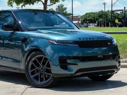 New 2026 Land Rover Range Rover Sport SE AWD/4WD image 8