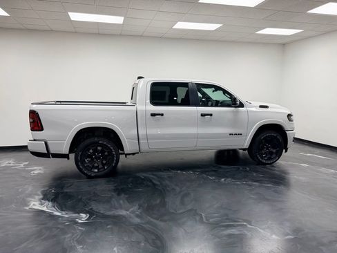 New 2026 RAM 1500 4x4 Crew Cab image 24