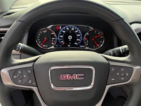 Used 2023 GMC Acadia AT4 w/ Technology Package AWD/4WD image 33