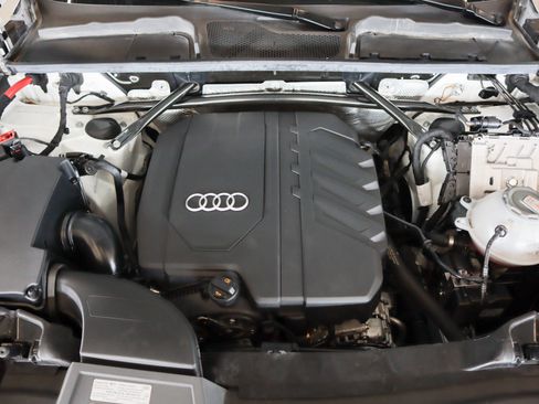 Used 2021 Audi Q5 2.0T Premium Plus AWD/4WD image 4