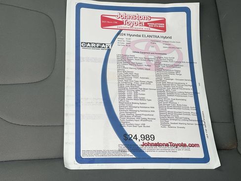 Used 2024 Hyundai Elantra Blue FWD image 3