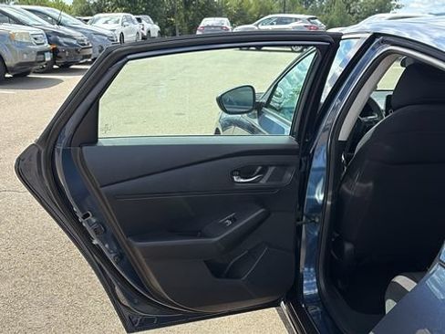 Used 2023 Honda Accord EX image 22
