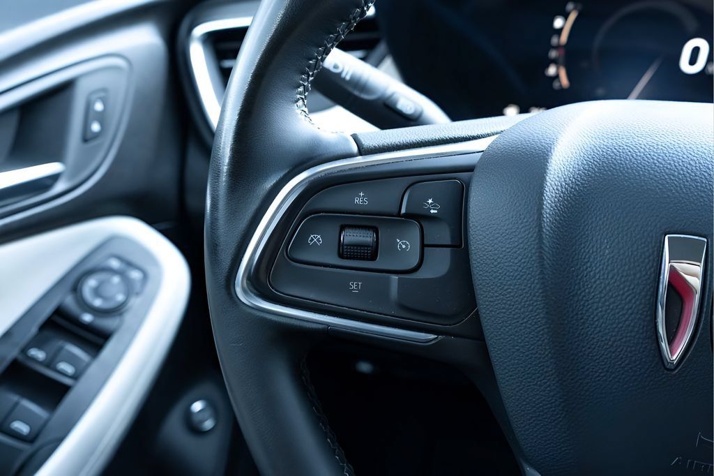 Used 2024 Buick Encore GX Sport Touring FWD image 23