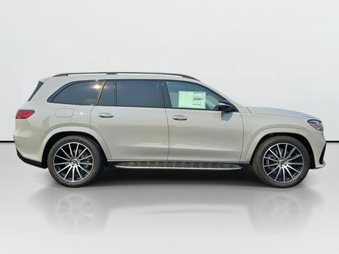 New 2026 Mercedes-Benz GLS 450 4MATIC image 7