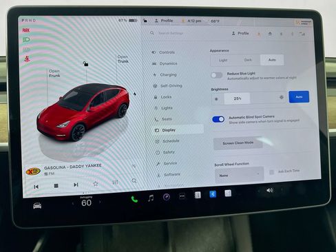 Used 2023 Tesla Model Y Long Range AWD/4WD image 29