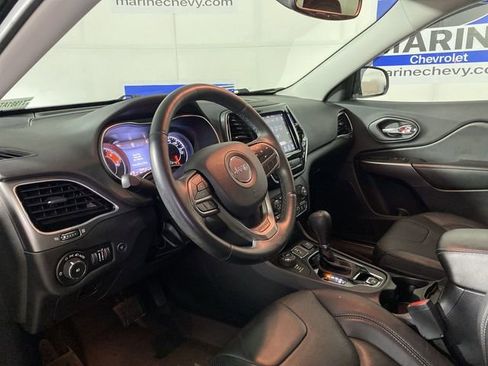 Used 2019 Jeep Cherokee Limited AWD/4WD image 15